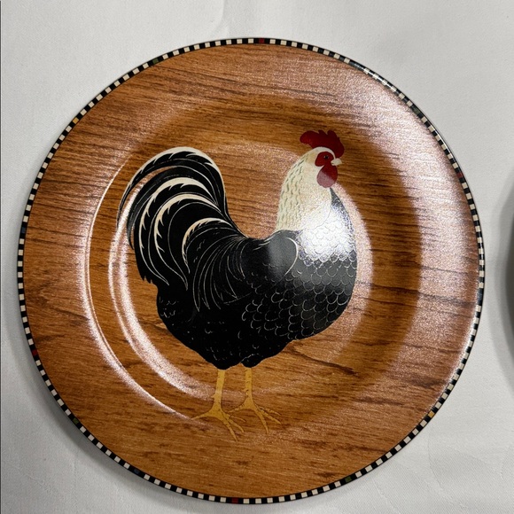 (4) 8” Sakura “Roosters” by Warren Kimble ceramic salad/dessert plates. - Picture 2 of 6